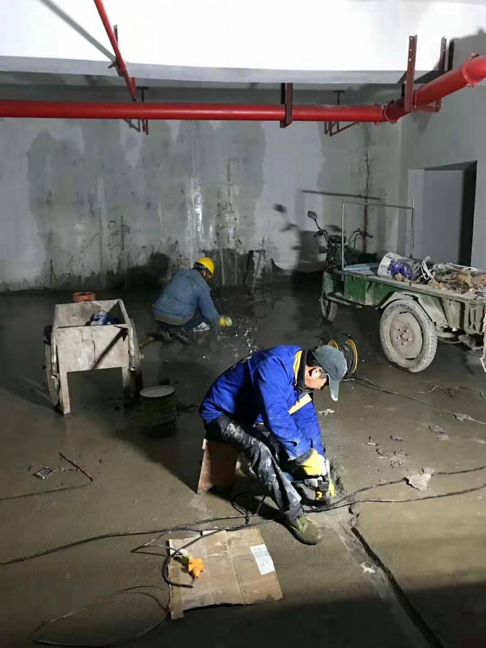 地下室施工縫化學(xué)注漿堵漏好方法 地下室漏水堵漏維修單位